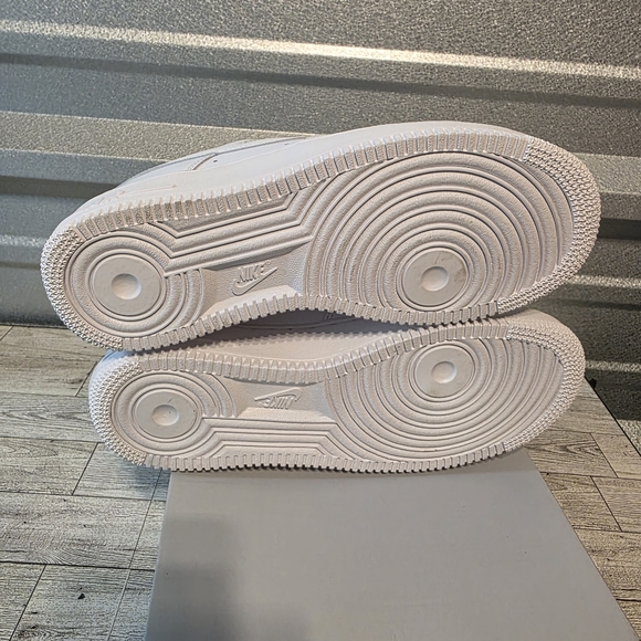 Nike Women's Air Force 1 White On White Sneakers - Picture 5 of 10